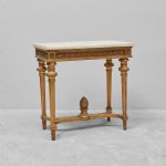676451 Console table